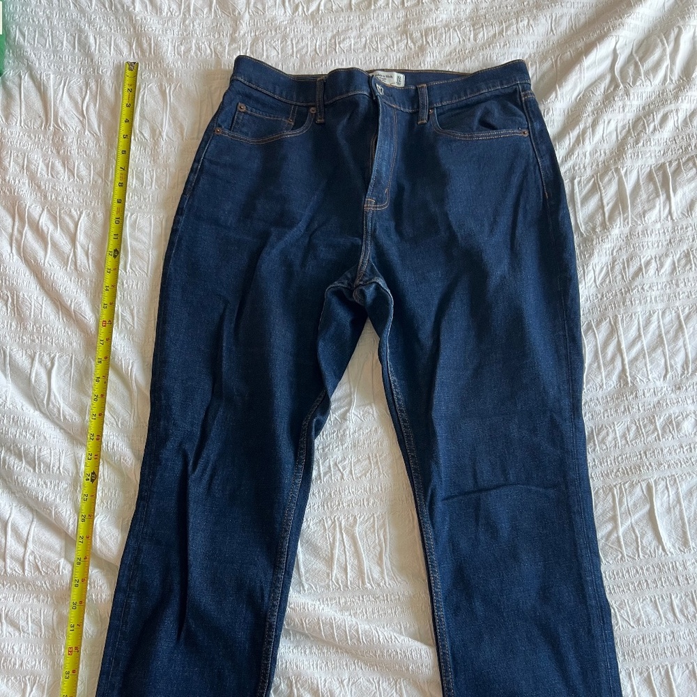 Abercrombie & Fitch The Slim Straight Ultra High Rise 14s 32 Curve Love Jeans